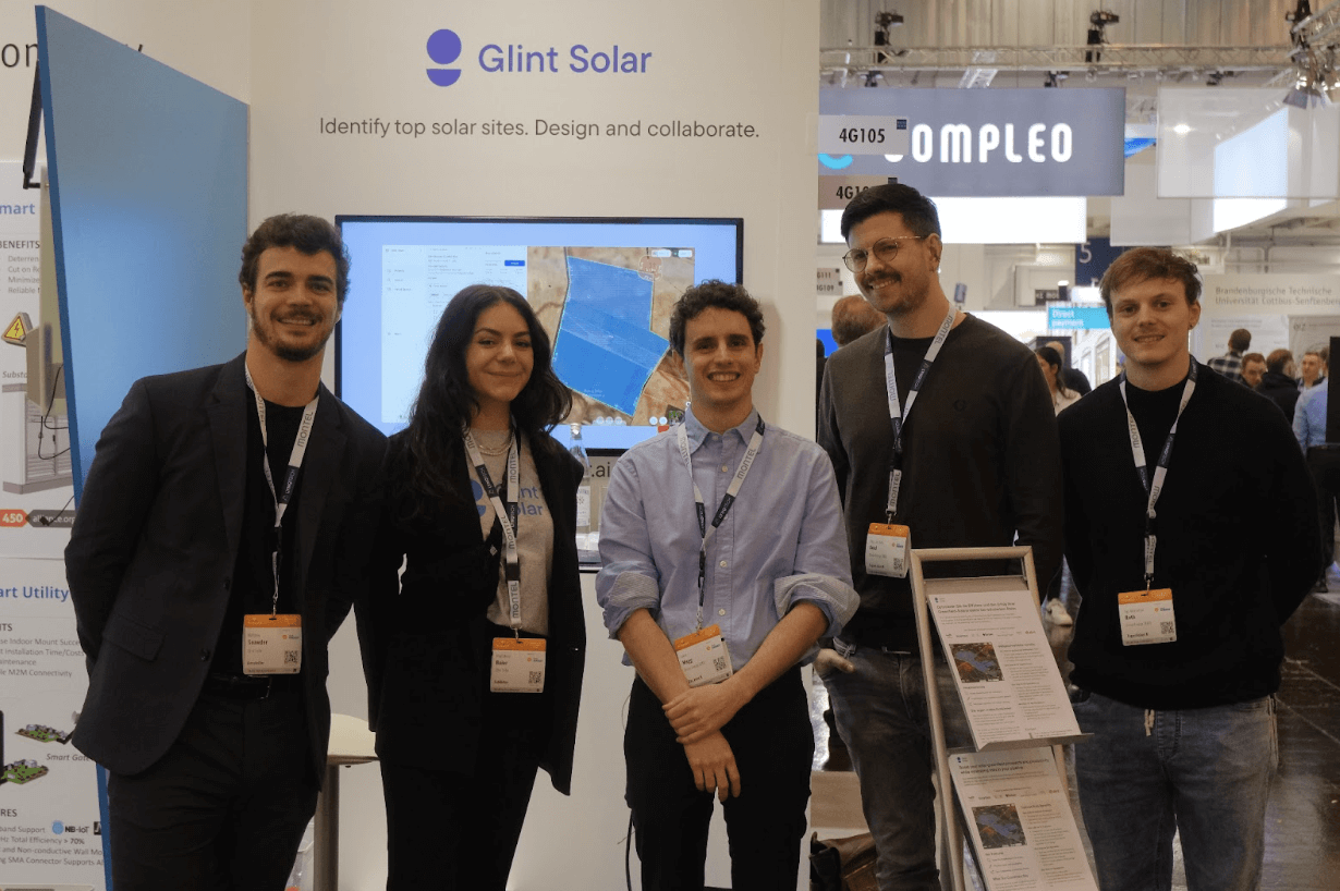 Magda and Matthew with Glint Solar (1)