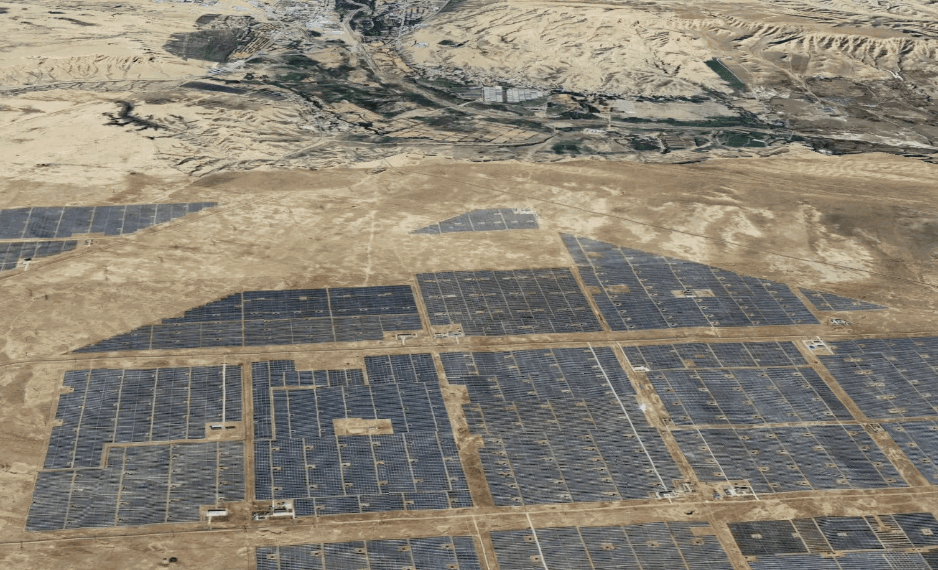 A Glimpse at the Top 5 Largest Solar Parks in the World